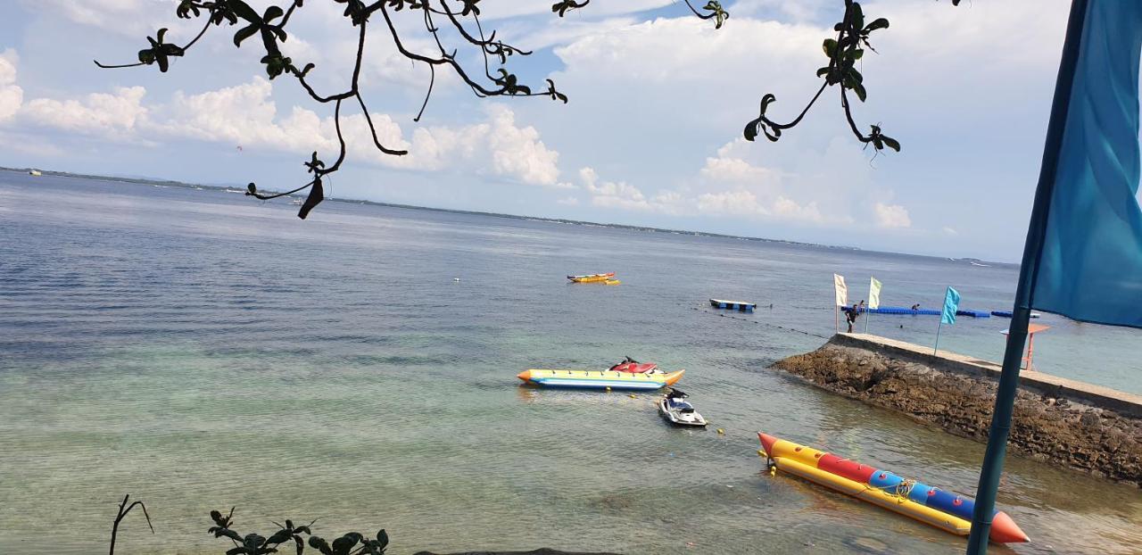 Mactan Newtown Condo With Garden And Ocean View 8Newtown Blvd Lapu-Lapu City Exterior photo