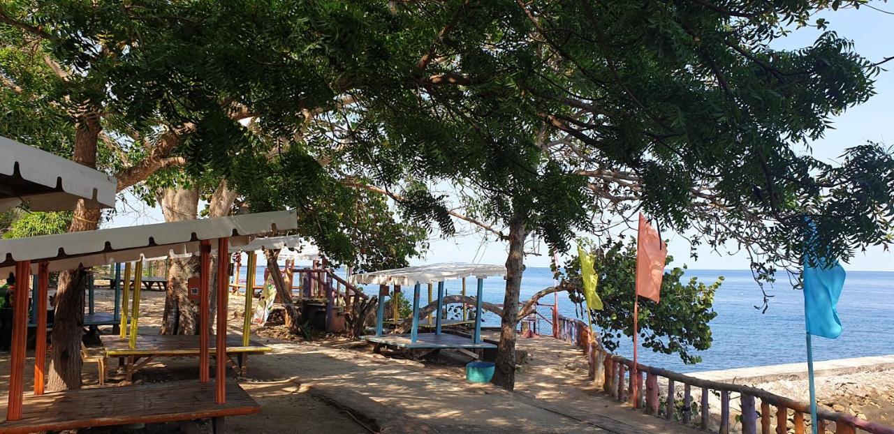 Mactan Newtown Condo With Garden And Ocean View 8Newtown Blvd Lapu-Lapu City Exterior photo